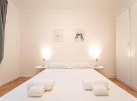 RRRapido Sant' Ambrogio Suites and Rooms - Via Olona, ξενοδοχείο στο Μιλάνο