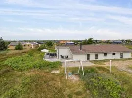 Awesome Home In Hvide Sande With Sauna