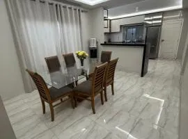 Casa de 4 Quartos - 2 suites