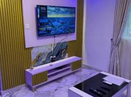 Unique Grace Lovely 1 bedroom, Wi-fi, & 247 light