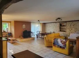 La maisons aux volets bleus