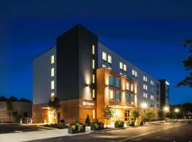 La Quinta Inn & Suites by Wyndham Chattanooga Downtown/South