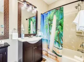 Stunning Beachfront Dog Friendly Sleeps 8