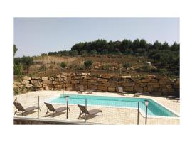 Baglio Nuovo Country Village, hotel with parking in Fulgatore