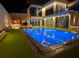 las vegas villa, villa in Ath Thughrah