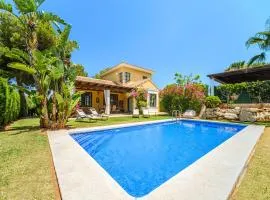 Villa Abaesko by Rock Rentals