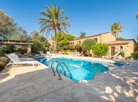 Finca Can Quadrat by Mallorca House Rent