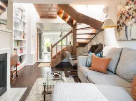 King Bed & Fenced Yard - Floyd's Freedom-