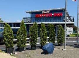 Island Motor Inn, hotel em Island Park