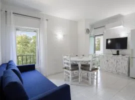 Sun & Sea Flat in Quarteira - Cozy Apartment Close to the Beach, by Hopstays