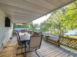 Private Boat Dock Family-Friendly Grove Getaway