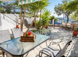 D&D Holiday Studios, hotel sa Potos