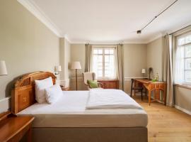 Hotel Gutsgasthof Stangl, hotel Neufarnban