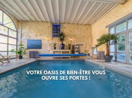 Manoir XV et Grange avec Piscine chauffée privée, hotell sihtkohas Saint-ouen-de-la-Cour