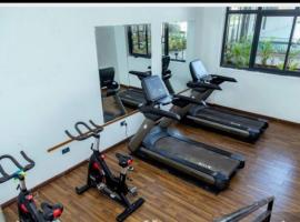 Studio apartment, hotel with parking in Gatunga