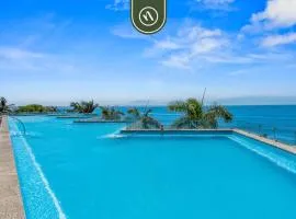 Oceanfront 2 BR Condo with Beachclub