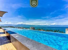 Centric 2BR Condo- Balcony - Rooftop Pool