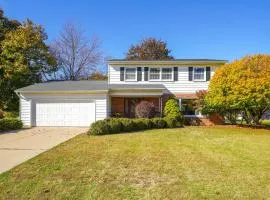 3 Mi to Dtwn Home with Fire Pit and Yard in Jackson