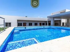 Centric Apt in Downtown - Rooftop Pool - Terrace