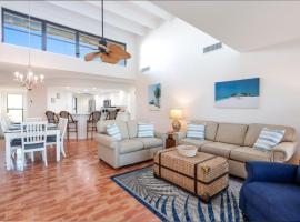 Bandy Beach D201- Gulf Front Luxury, hotel de luxo em Sanibel