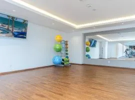 Amazing 2 bedroom Beach Front Condominium at Encantame E1102