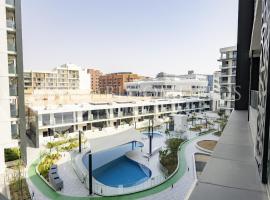 Bloomfields Elegant Pool View Stu The Gate, hotel en Abu Dhabi Intl