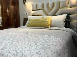 Family only 2 bedrooms, living room, security, free parking, central