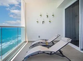 Splash in The New Lazy River and Sleep In Luxury Encantame C2102