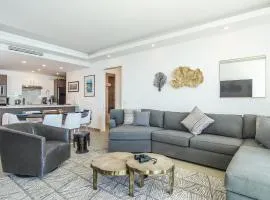 Sensational 2 bedroom condominium (Encantame Velero 1502)