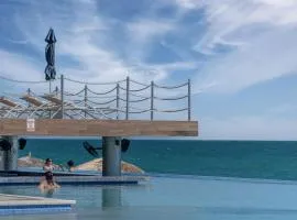 Sensational 2 bedroom condominium (Encantame Velero 1502)