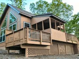 Eaglet Cabin near the Shenandoah River