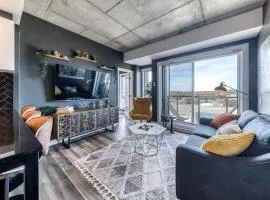 Appartement Luxe, Incredible Sunset View, Pool, Parking, Near Old Québec