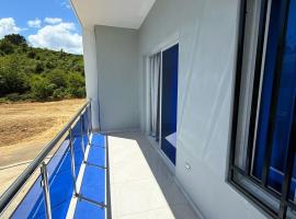 villa piscina lujosa moderna de estilo vanguardis, hotel in Sabana Grande