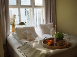 A Place To Stay Stavanger, apartment 5 - Decorated for Christmas, ξενοδοχείο με πάρκινγκ σε Σταβάνγκερ