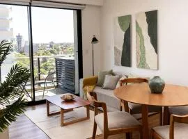 Bright and Stylish 1BR Apt near Shopping del Sol
