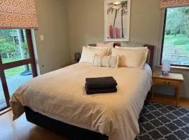 Country Cutie-Pie, close to town