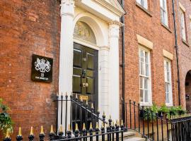 10 Park Square - Luxury Serviced Apartments, hotel v mestu Leeds