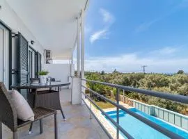 Apartment with Sea view B