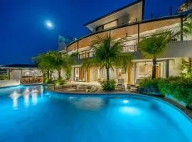 Casa Daria Sofia - Oceanview Luxury 4BDR Villa