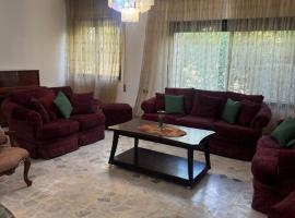 Abdoun ground floor apartment，安曼的飯店