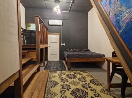 The Wheelhouse, hostel in Kuching