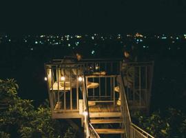 Homestay Vườn Trái Cây Nhiệt Đới VÔ ƯU GARDEN, habitación en casa particular en Bao Loc