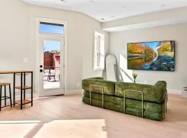 2Bedroom Condo with Private patio in Downtown DC Dupont