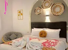 Villa Bale Tentrem Pamungkas