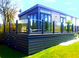 E68 Durdle Door Holiday Park, hotel i West Lulworth