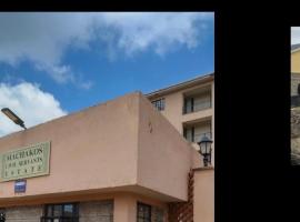 Faith's residence, hotel v destinaci Masaku