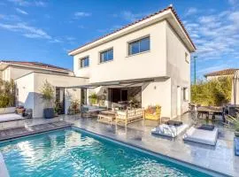 Sublime Maison Moderne avec piscine