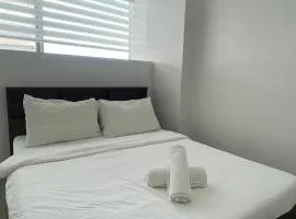 Romantic 2BR Haven with Gentle Lighting