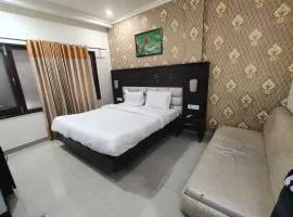 Dee Intercontinental