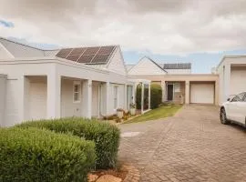 Palms Manor on Kingswood Golf Estate